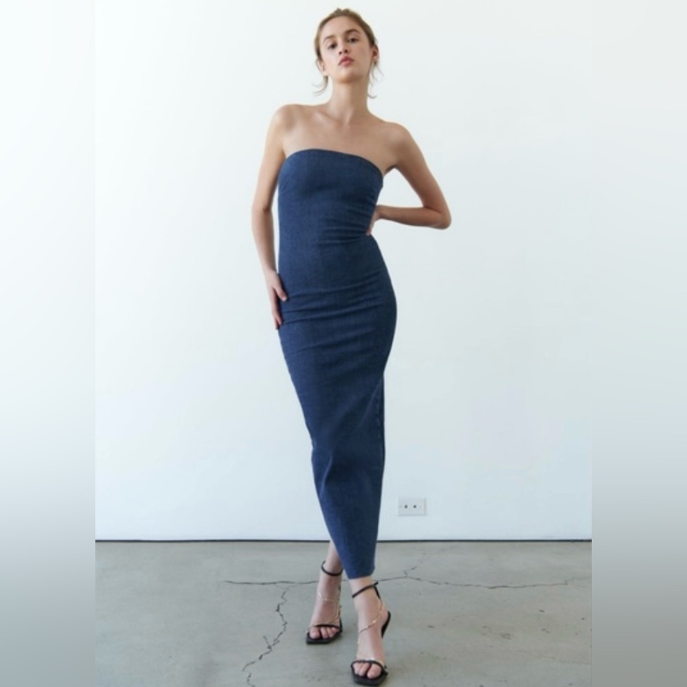 ZARA Dark Denim Strapless Raw Hem Back Slit Bodycon Tube Midi Dress‎ Size XS